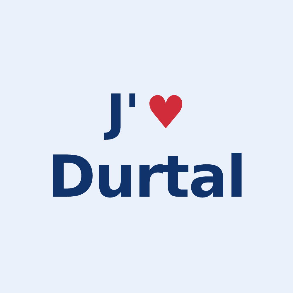 Sticker personnalisé Durtal — design « J'aime Durtal » imprimé sur le sticker