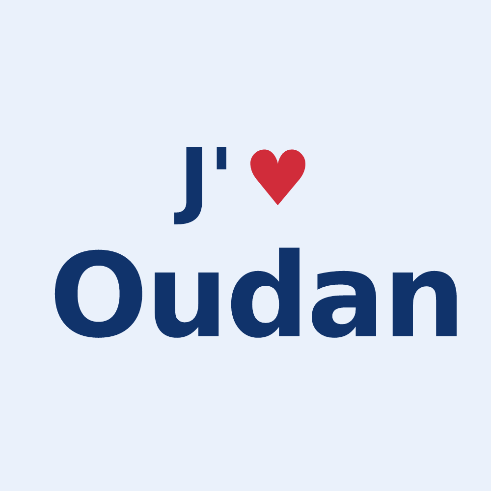 Sticker personnalisé Oudan — design « J'aime Oudan » imprimé sur le sticker