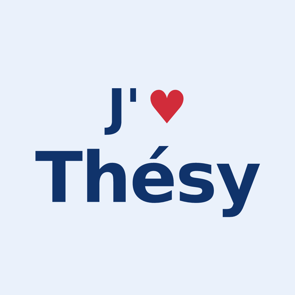 Sticker personnalisé Thésy — design « J'aime Thésy » imprimé sur le sticker