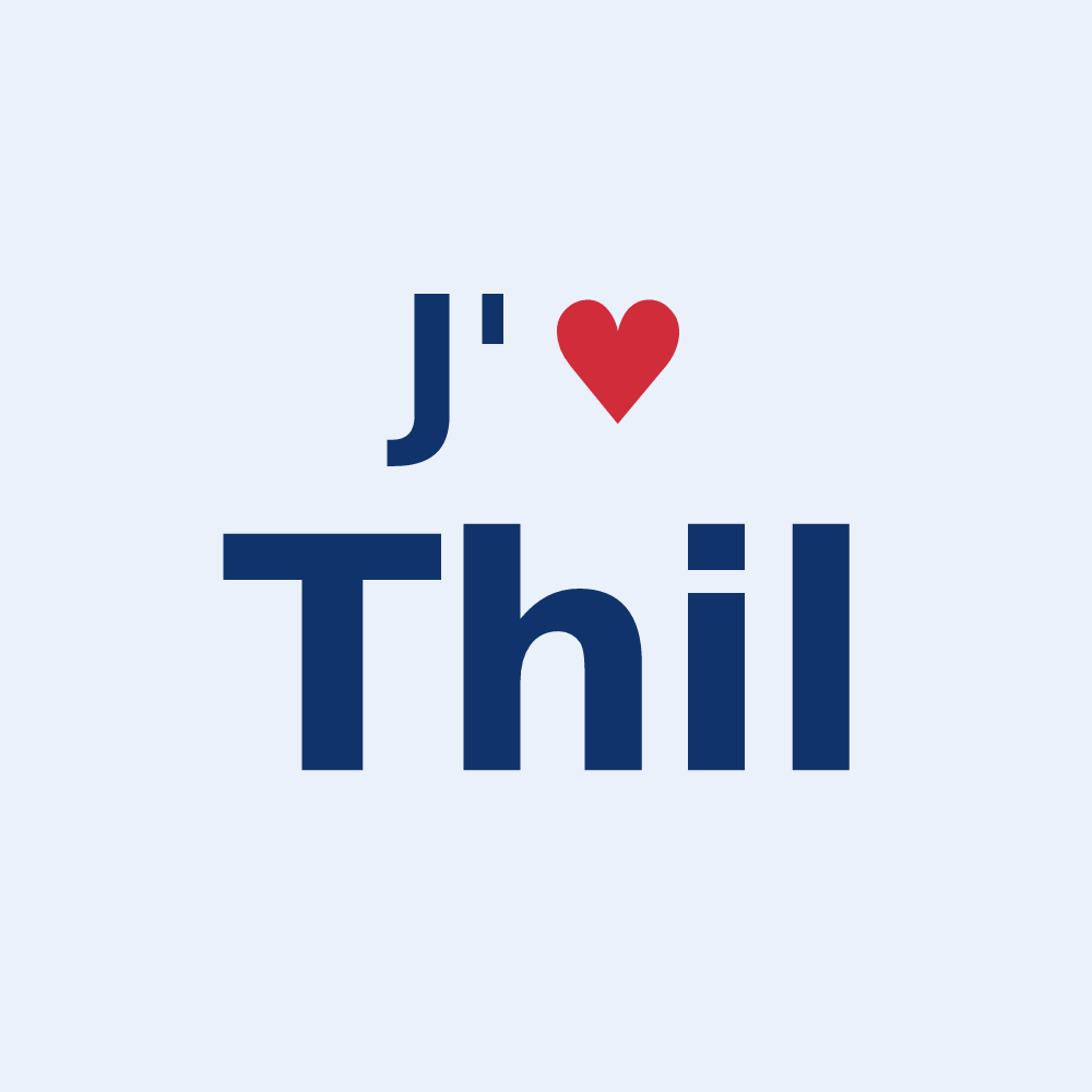 Sticker personnalisé Thil — design « J'aime Thil » imprimé sur le sticker