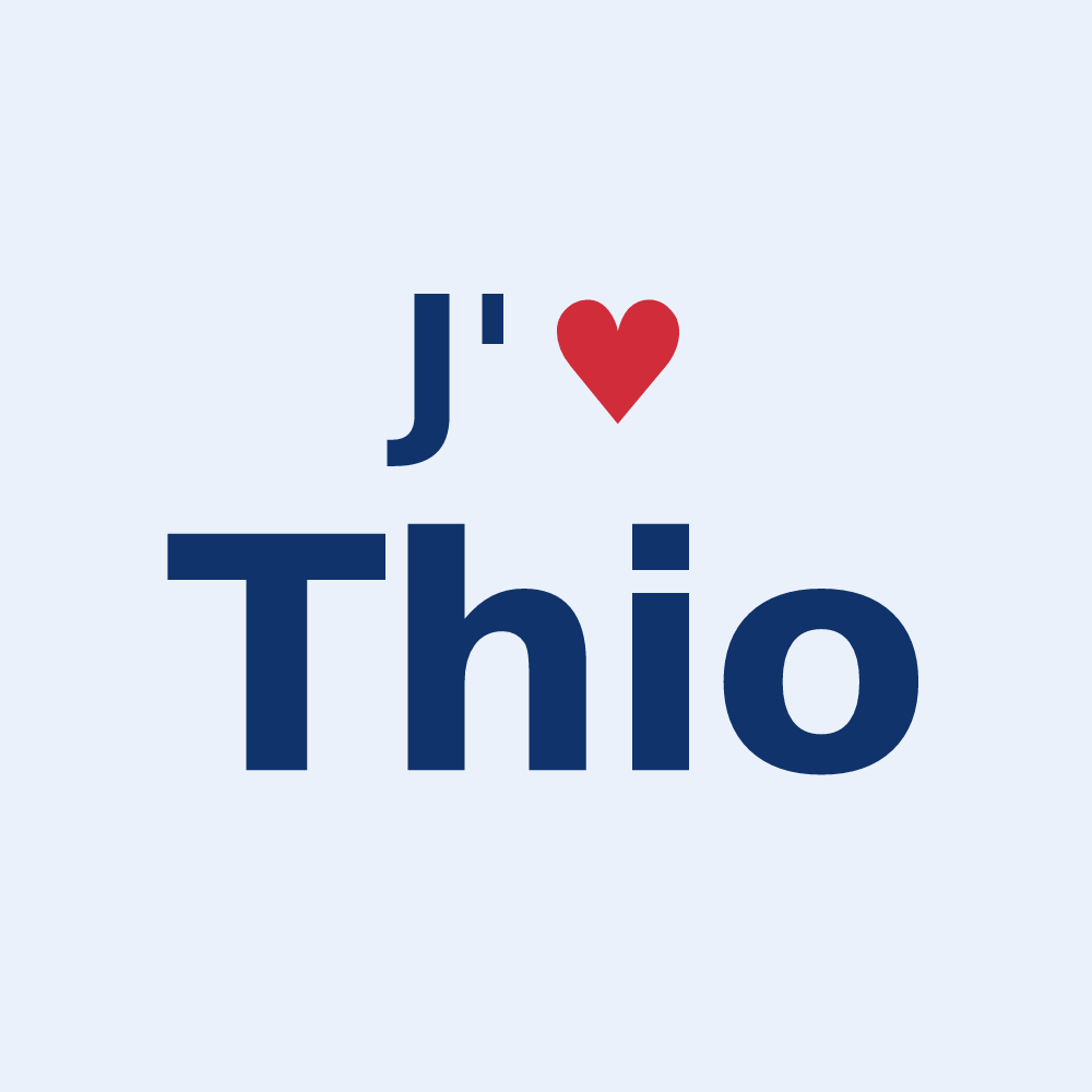 Sticker personnalisé Thio — design « J'aime Thio » imprimé sur le sticker