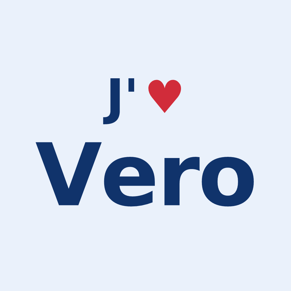 Sticker personnalisé Vero — design « J'aime Vero » imprimé sur le sticker