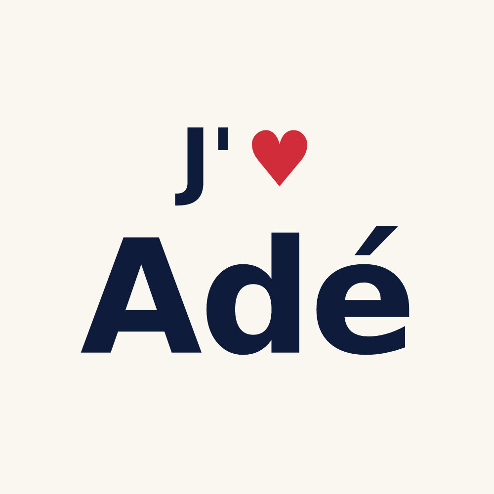 Tasse personnalisée Adé — design « J'aime Adé » imprimé sur la tasse