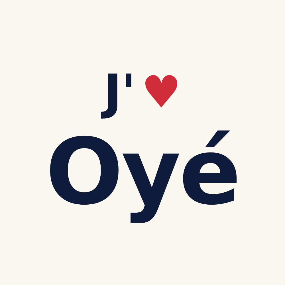 Tasse personnalisée Oyé — design « J'aime Oyé » imprimé sur la tasse
